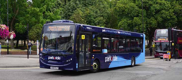 Reading Buses Alexander Dennis Enviro200 652 Park & Ride